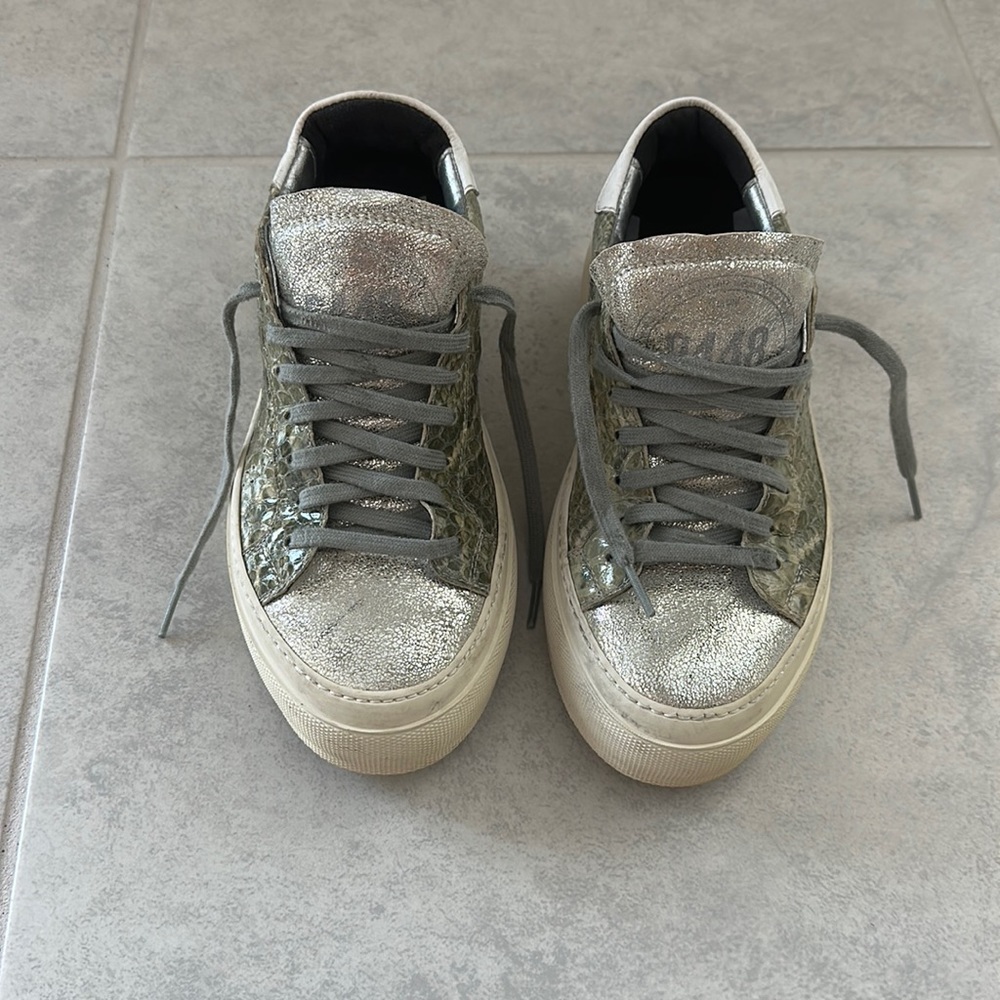 P448 women sneakers
